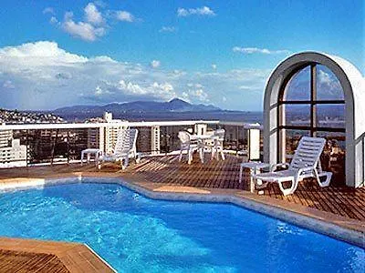 ¿Cuáles son los mejores hoteles cerca de Jurere Beach? Florianópolis 4*,