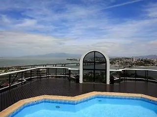 ¿Cuáles son los mejores hoteles cerca de Jurere Beach? Florianópolis 4*,  Brasil